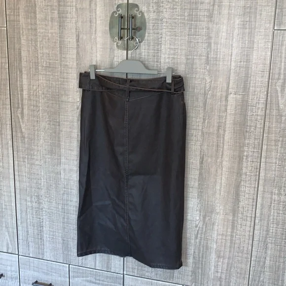 H&M Distressed-look Skirt with‎ Belt - Picture 10 of 14